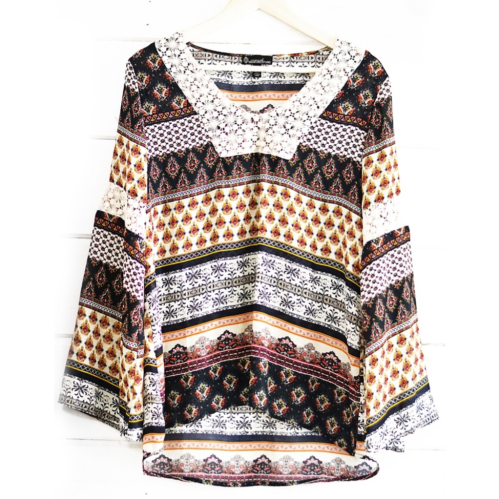 Boho Bell Sleeve Tunic Size Large